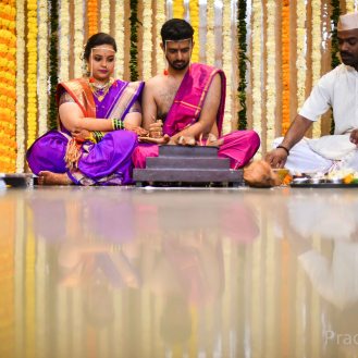 mumbai_candid_wedding_photographer_marathi_brahmin_pune_wedding_photographer_Pradakshinaa-N+A