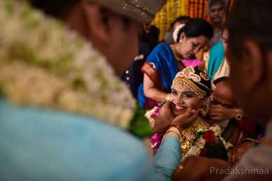 mumbai_candid_wedding_photographer_wedding_photographer_pradakhsinaa_tamilbrahminwedding_southindianwedding_2018_photography_asianweddingphotographer_india_tambrahm_vidya&abhishek42