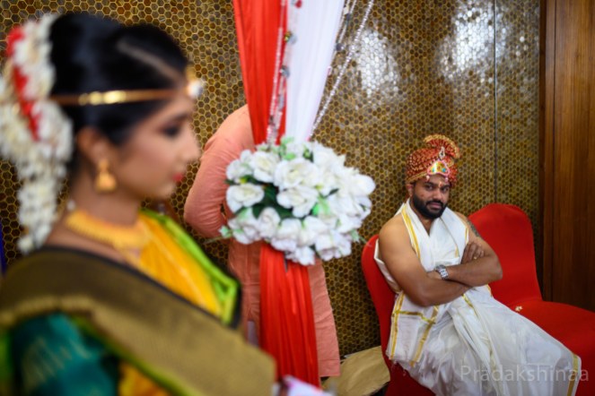 www.pradakshinaa.com_mumbai_candid_wedding_photographer_wedding_southindianwedding_2019_photographer_Pradakshinaa_P+R_bestweddingphotographer-24
