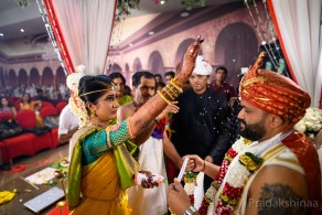 www.pradakshinaa.com_mumbai_candid_wedding_photographer_wedding_southindianwedding_2019_photographer_Pradakshinaa_P+R_bestweddingphotographer-31