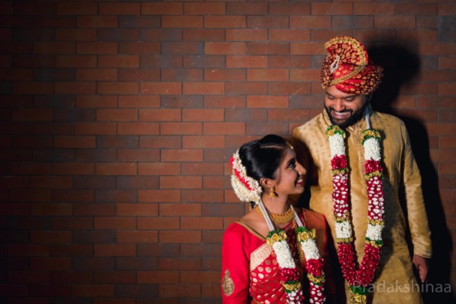 www.pradakshinaa.com_mumbai_candid_wedding_photographer_wedding_southindianwedding_2019_photographer_Pradakshinaa_P+R_bestweddingphotographer-57
