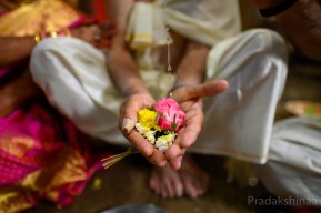 www.pradakshinaa.com_mumbai_candid_wedding_photographer_wedding_southindianwedding_2019_photographer_Pradakshinaa_P+R_bestweddingphotographer-8